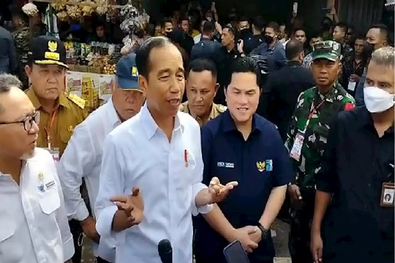 Sidak Jalan Rusak di Lampung, Jokowi: Kalau Tak Mampu Akan Diambil Alih Kementerian PUPR