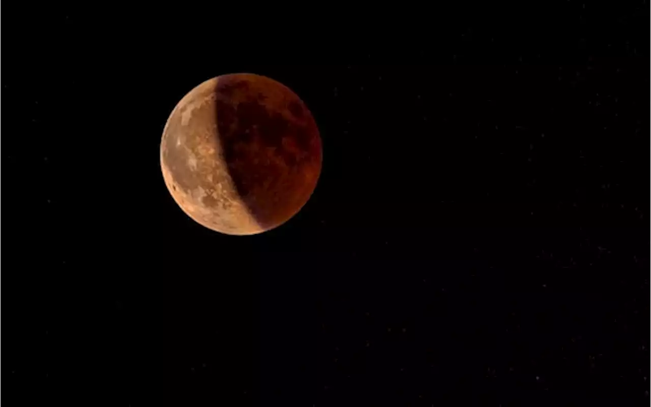 Eclissi lunare e Luna piena dei fiori, ecco dove e come vederla