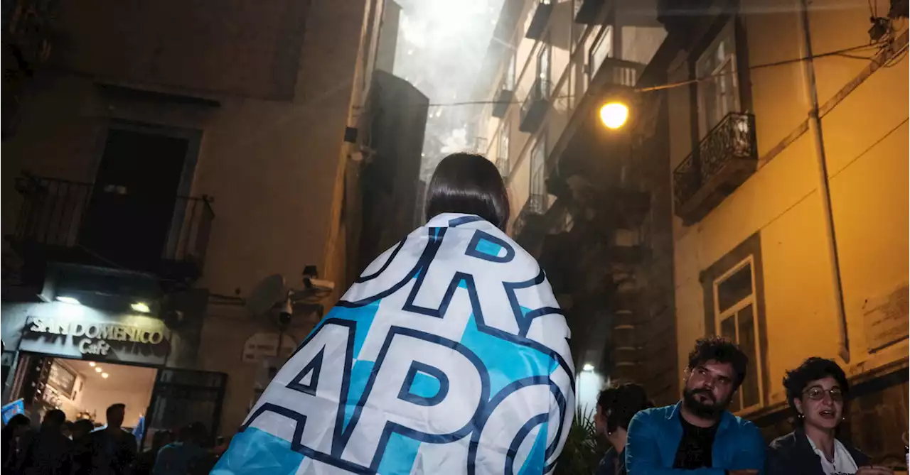 Napoli aspetta i campioni d&#39;Italia: arrivo previsto nel pomeriggio