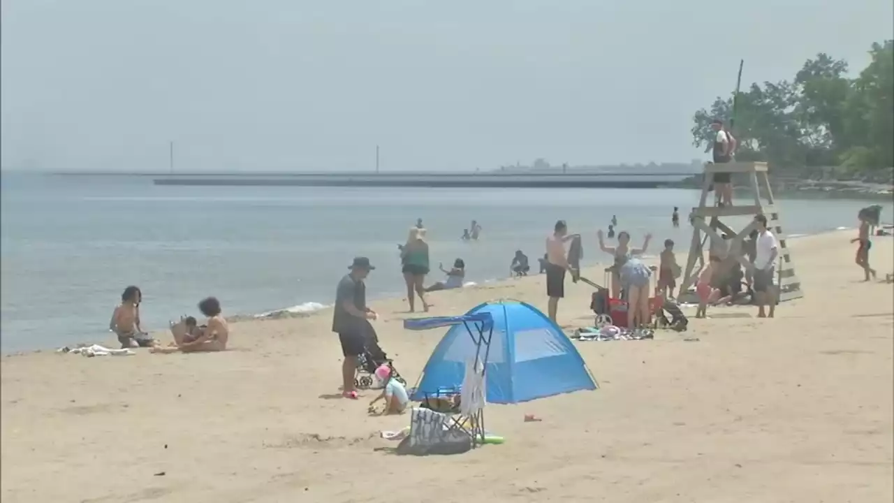 Chicago Park District ramps up summer lifeguard recruitment to keep city pools, beaches open