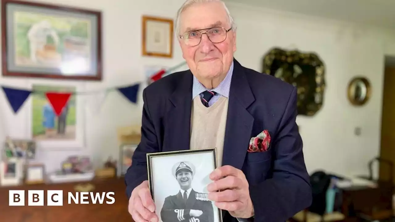 Leeds navy veteran recalls his role in 1953 coronation