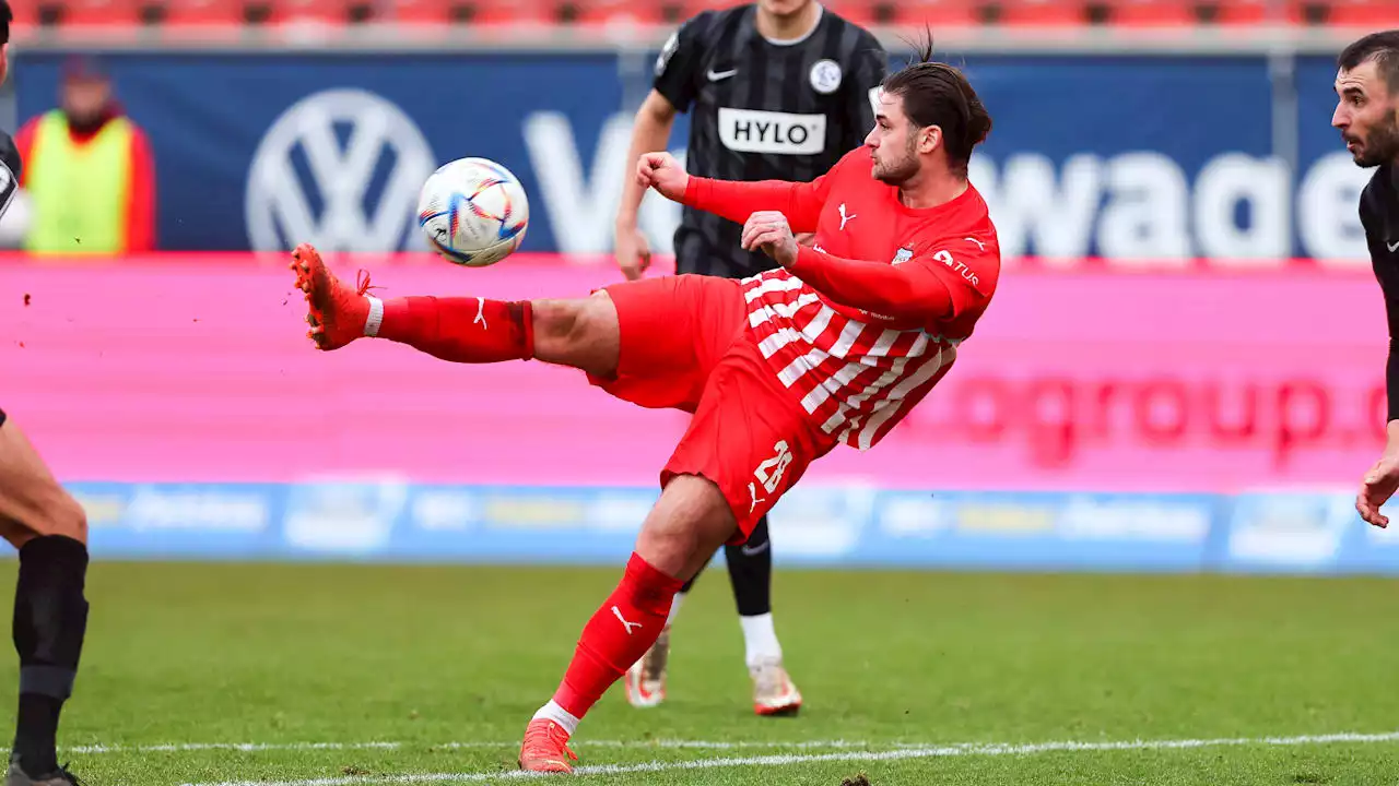 3:1 gegen Mannheim: Baumann-Doppelpack lässt FSV Zwickau hoffen