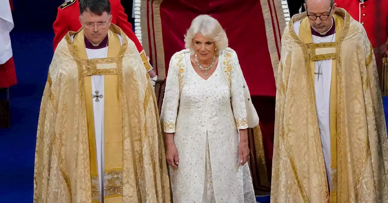 Königin Camilla: Ihr Kleid stammt von Dianas einstigem Lieblingsdesigner