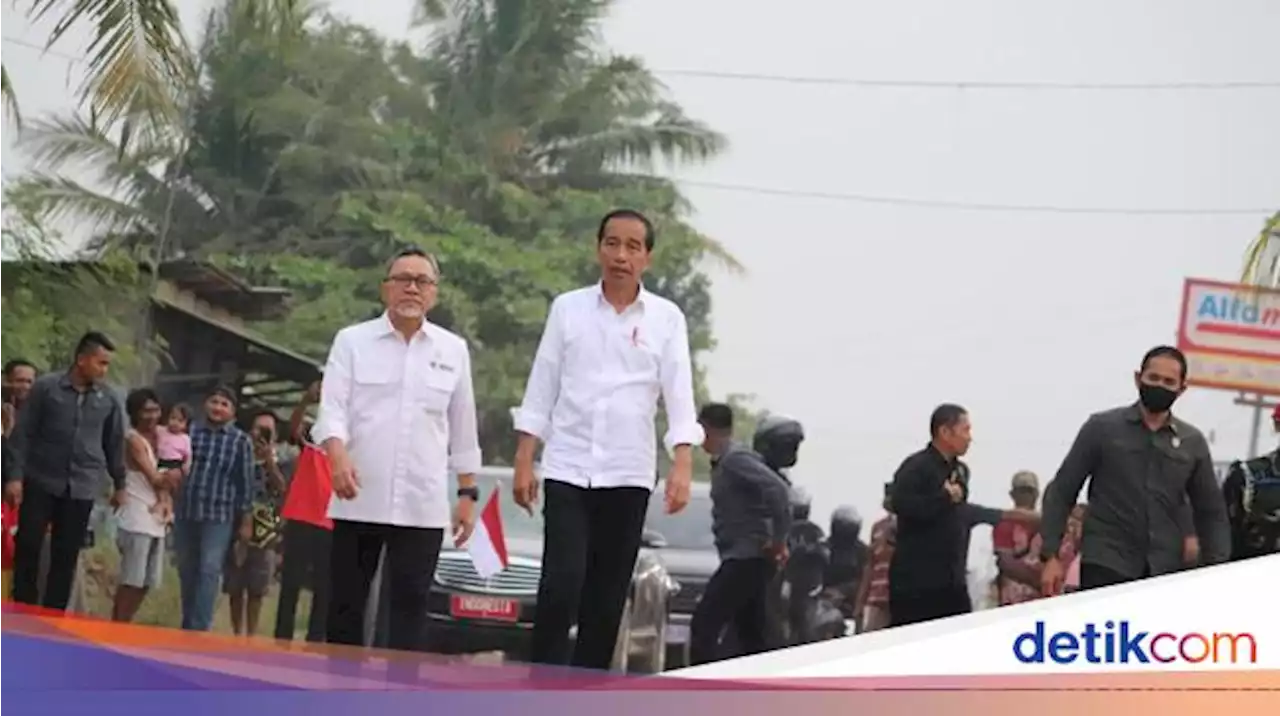 Sindiran Jokowi Setelah Lihat Kondisi Jalan di Lampung