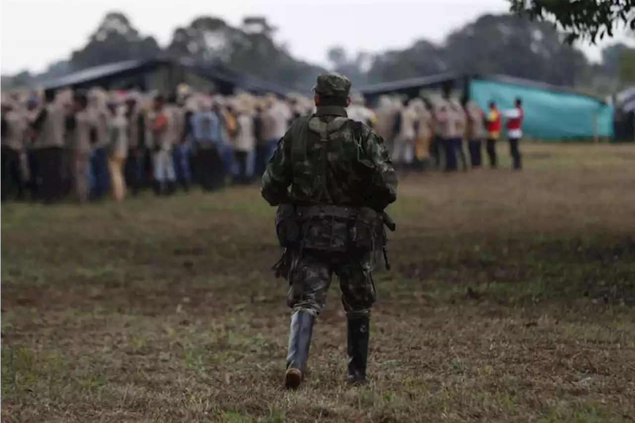 Gobierno y Estado Mayor Central aplazan instalación de mesas de paz