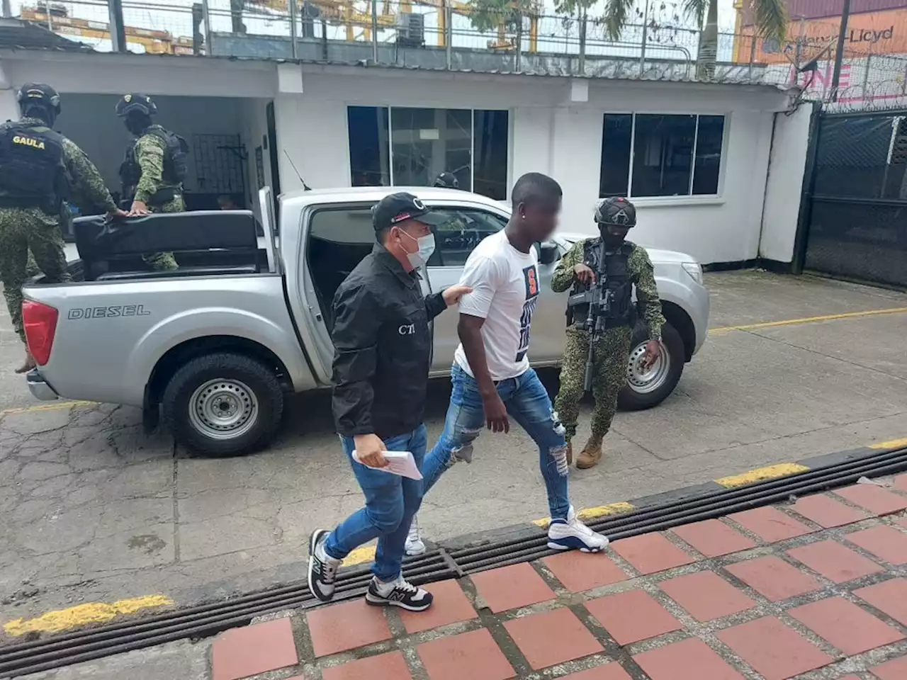 Capturan en Buenaventura a alias 'Víctor', presunto cabecilla de Los Espartanos