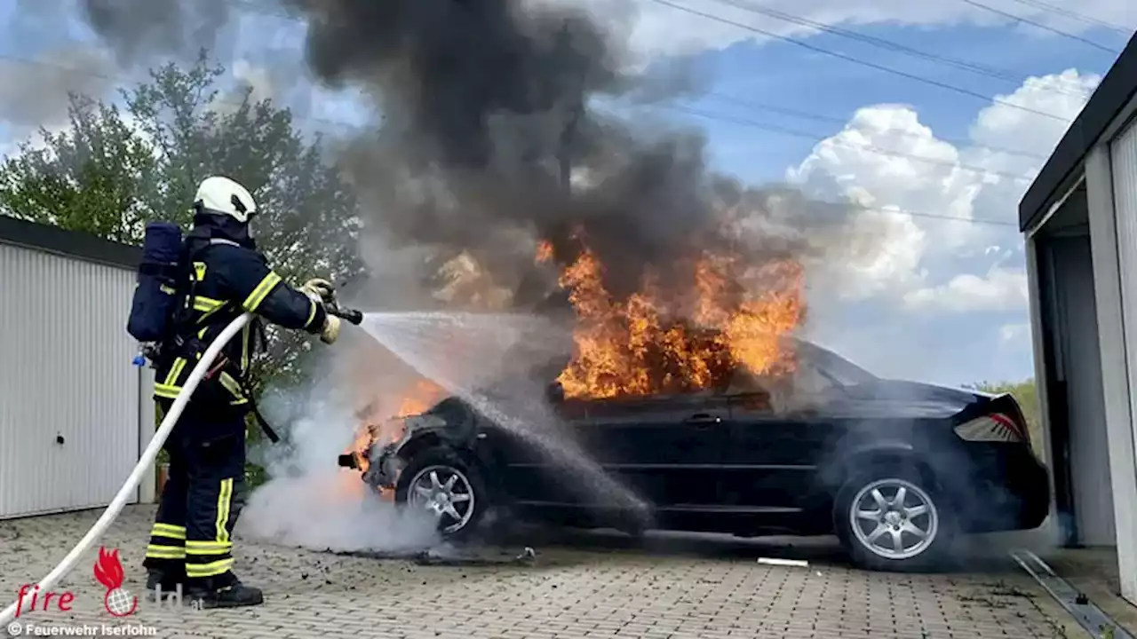 D: Brennendes Auto in Iserlohn noch aus der Garage gerollt