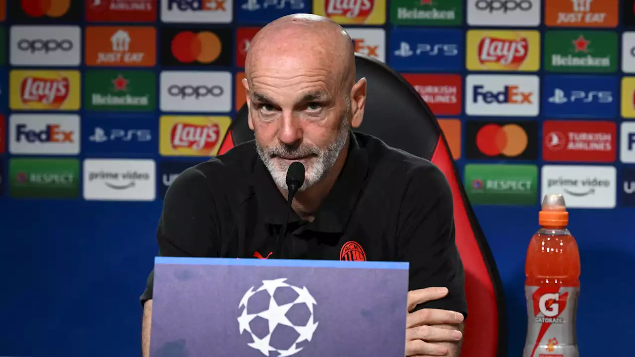 Stefano Pioli Sebut AC Milan Belum Bisa Samai Level Manchester City | Goal.com Indonesia