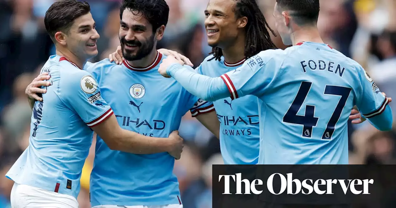 Manchester City stretch lead at top despite late scare by Allardyce’s Leeds