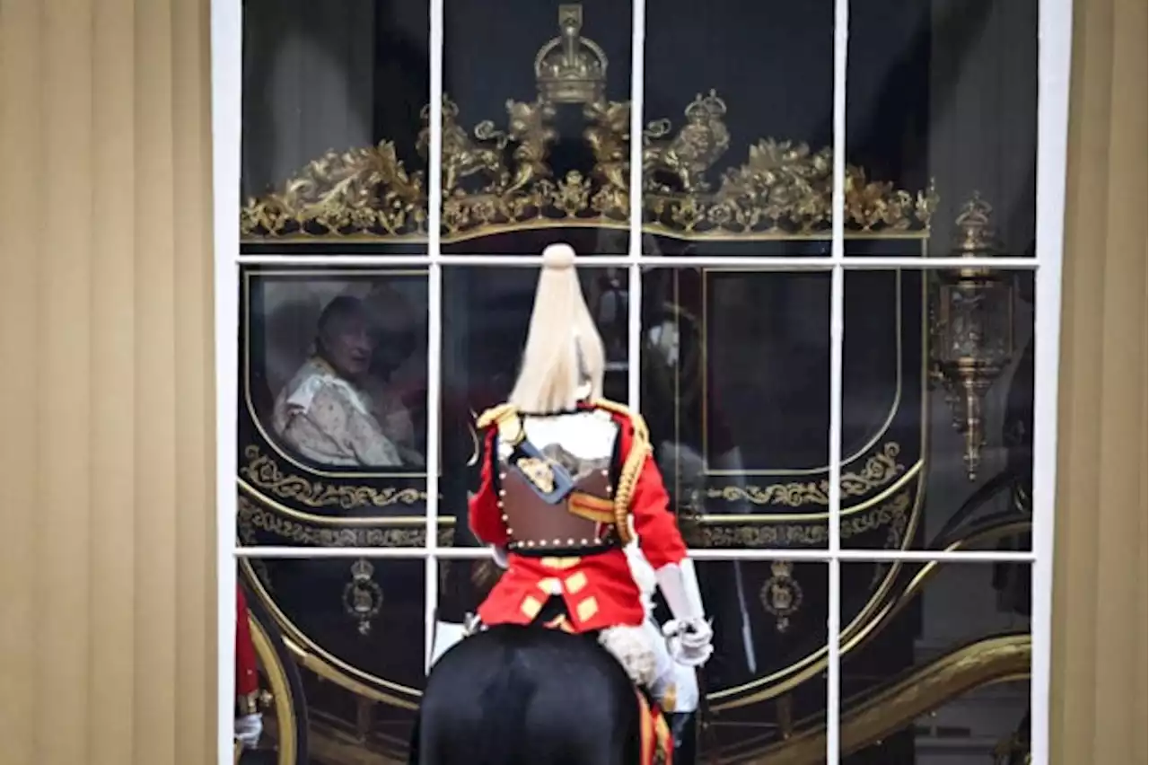 Charles and Camilla leave Buckingham Palace for Westminster Abbey