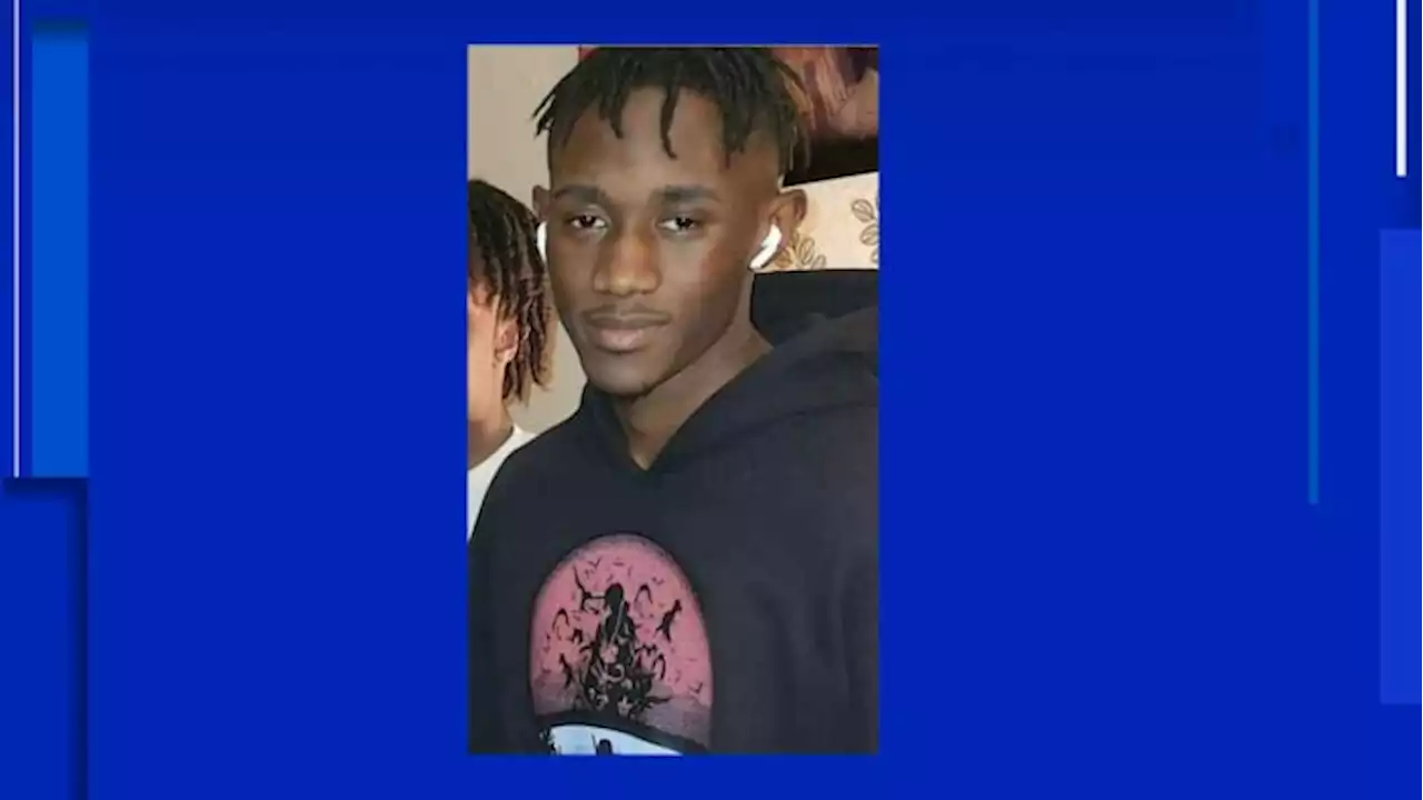 Texas EquuSearch looking for missing teen last seen swimming near Surfside Beach in Brazoria County