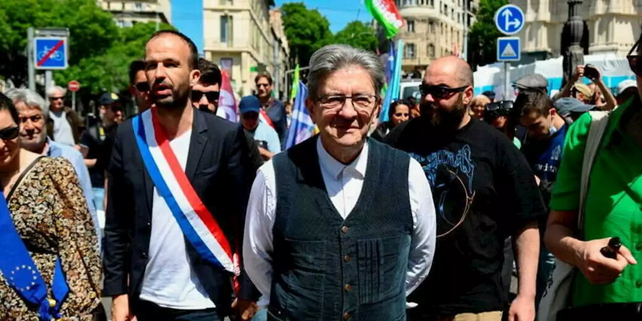 Couronnement de Charles III : Mélenchon juge la cérémonie « écœurante »