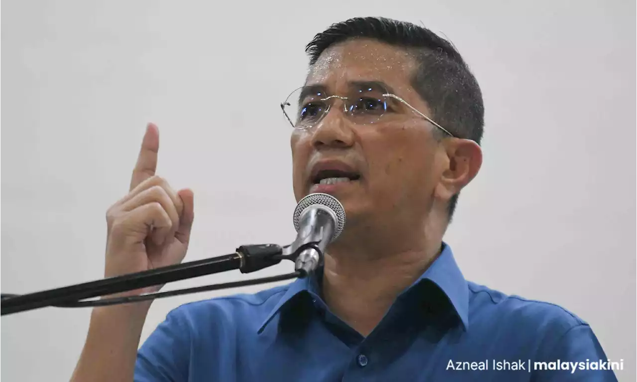 Azmin: Changing govt is allowed by law, Constitution