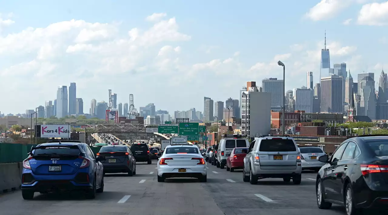 New York, via libera alla tassa sul traffico: entrare in auto costerà fino a 23 dollari