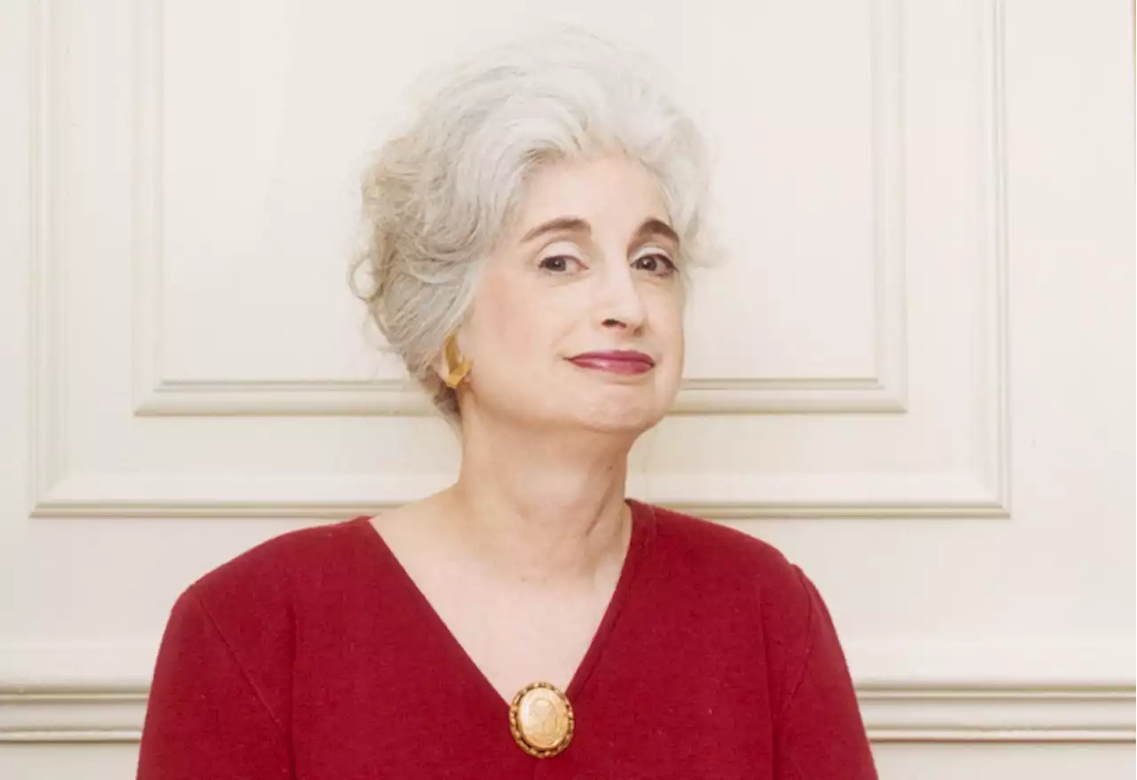 Miss Manners: I warned him against this incendiary line of questioning