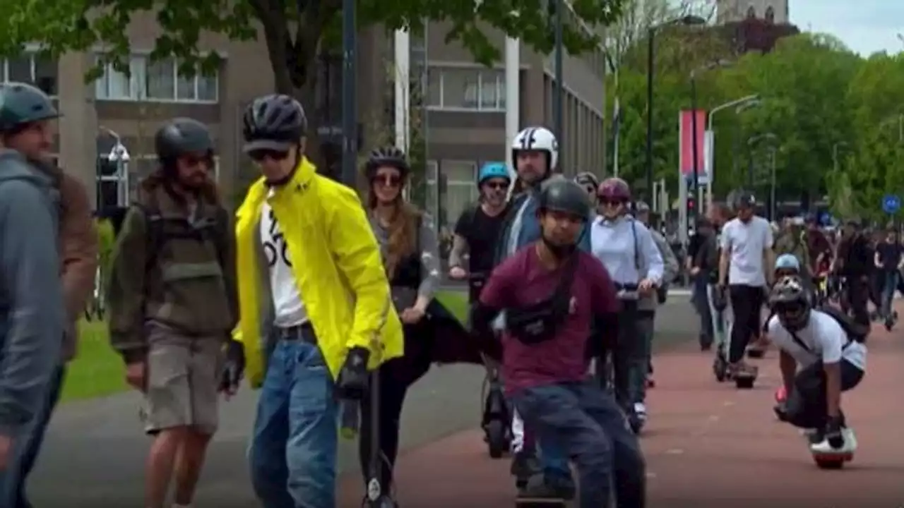 Betogers in Breda op de bres voor e-step: 'Veel chiller dan fietsen'