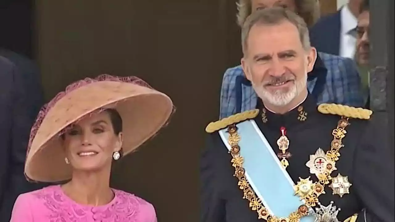 Letizia confía de nuevo en Carolina Herrera para la coronación del Rey Carlos III