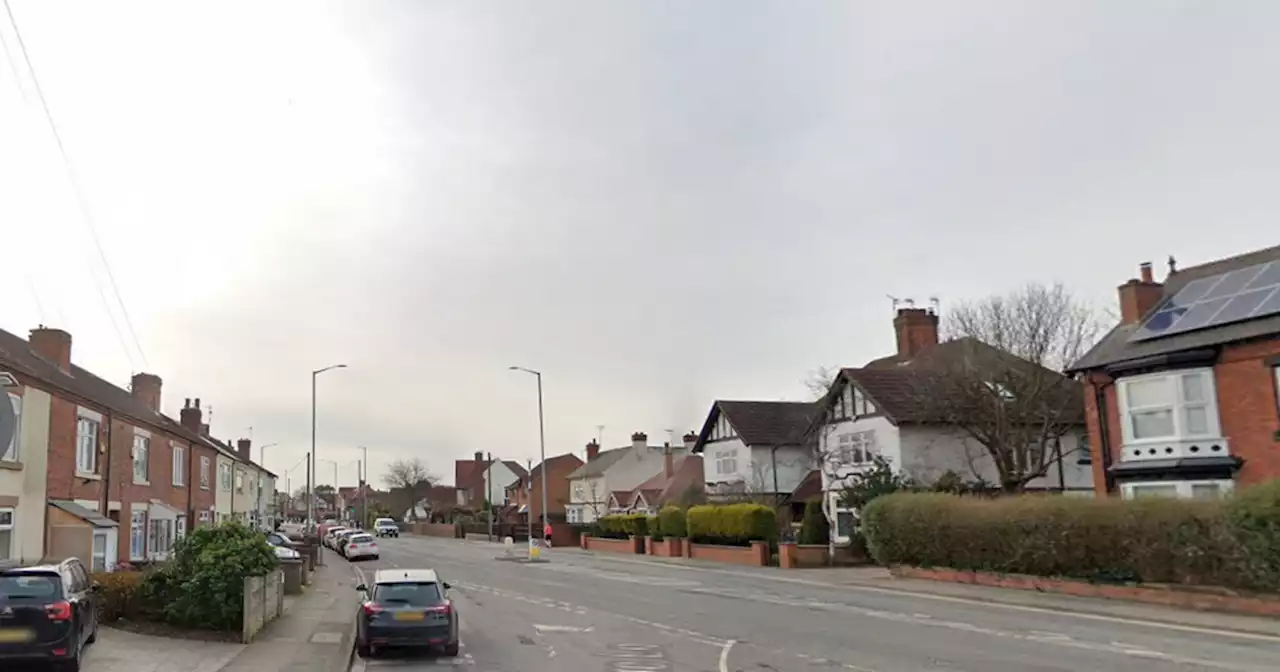 Woman dies after falling from mobility scooter on Notts road