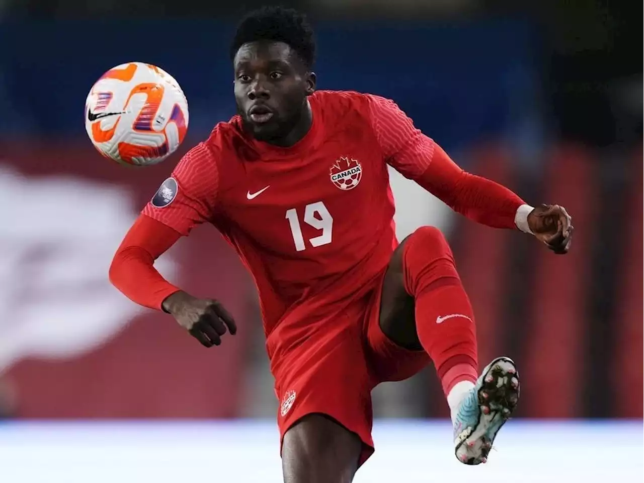Canada's Alphonso Davies wins CONCACAF award for second year in a row