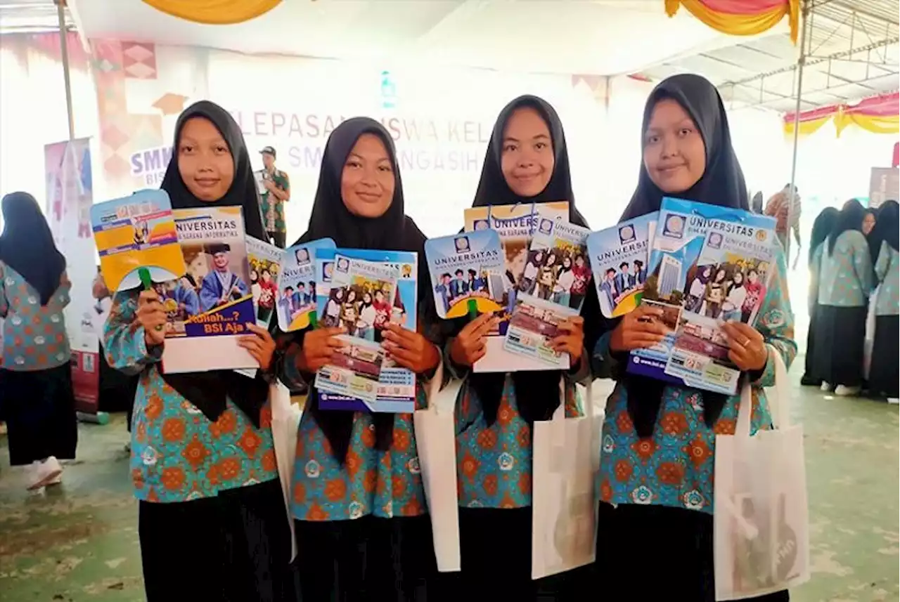 Kenalkan Prodi, Universitas BSI Kampus Yogyakarta Ramaikan Career Day SMK 1 Pengasih |Republika Online