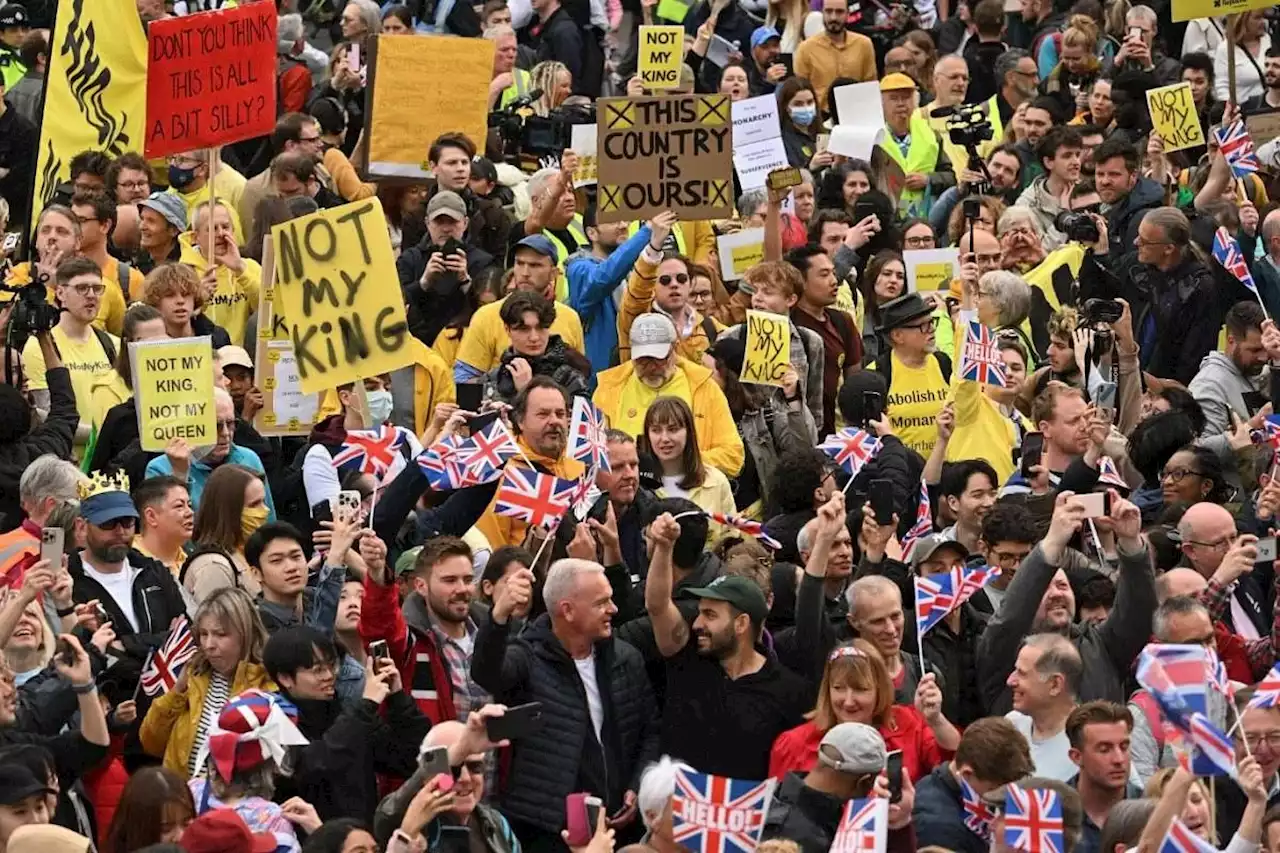 UK Police Arrest Six Leading Anti-Monarchy Protesters Ahead Of King Charles’ Coronation, Seize Placards | Sahara Reporters