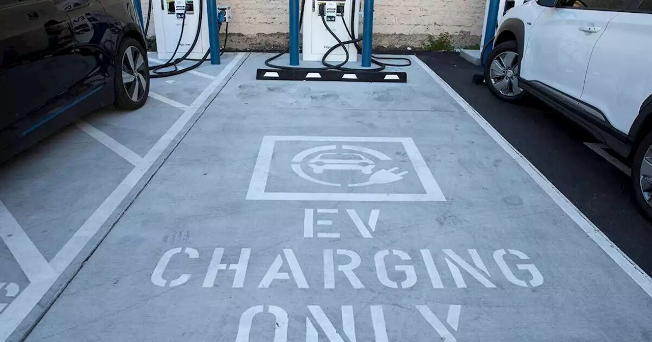 Study: EVs help air pollution, but benefits unequal