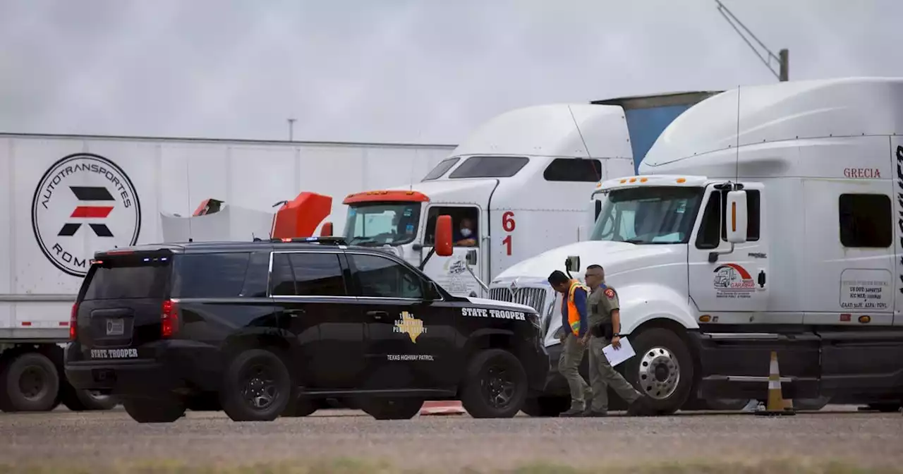 Texas troopers renew inspections of commercial vehicles at Brownsville border bridge, triggering long delays