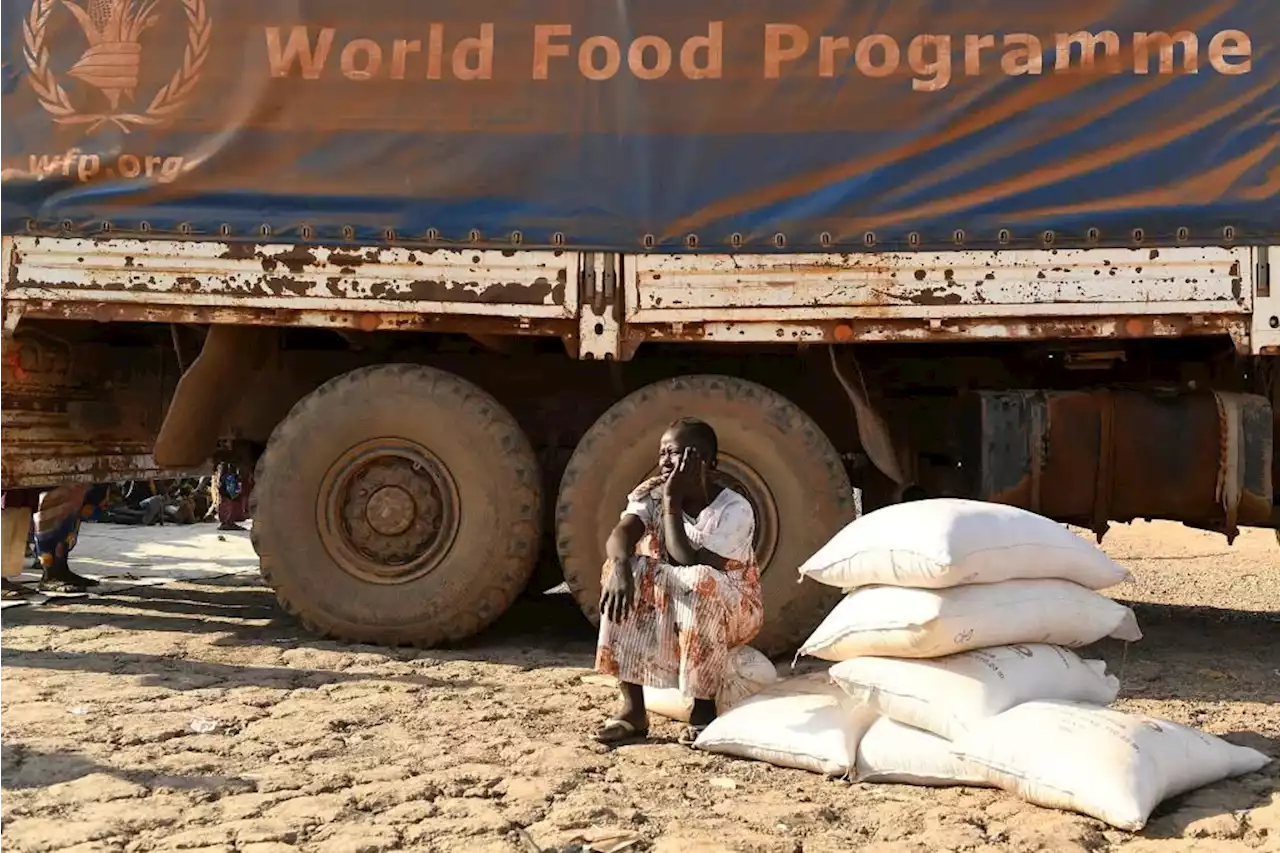 Bantuan makanan Sudan dirompak