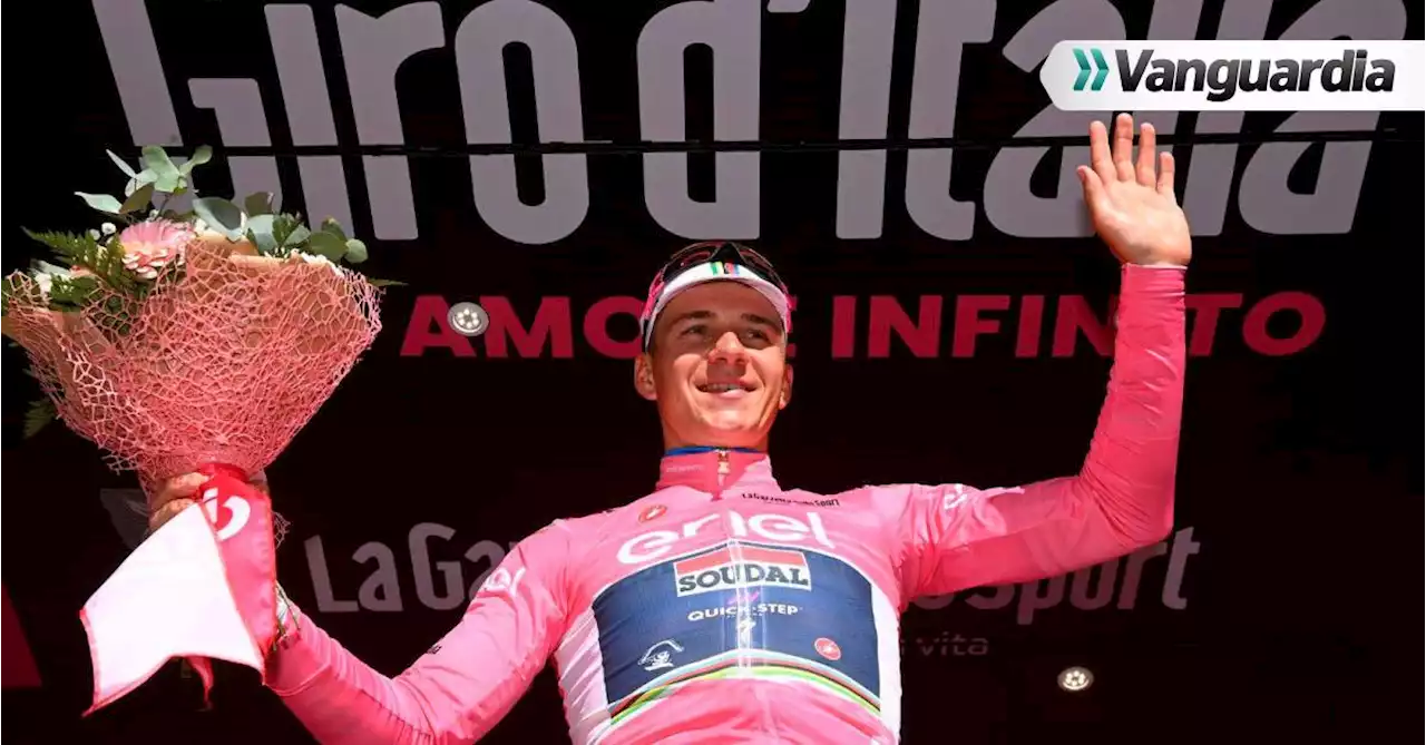 Remco Evenepoel se vistió de rosa desde la primera etapa del Giro de Italia