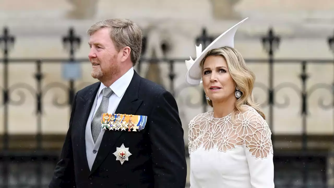 Máxima de Holanda, blanca y radiante con vestido de Jantaminiau: diseño holandés (con toque español) para la coronación de Carlos III