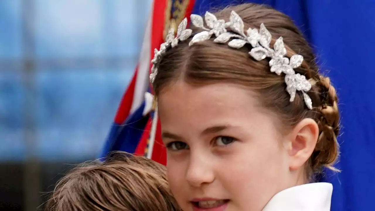 Krönung Charles III.: Prinzessin Charlottes Blumenkrone von Alexander McQueen ist eine Mini-Version der ihrer Mutter