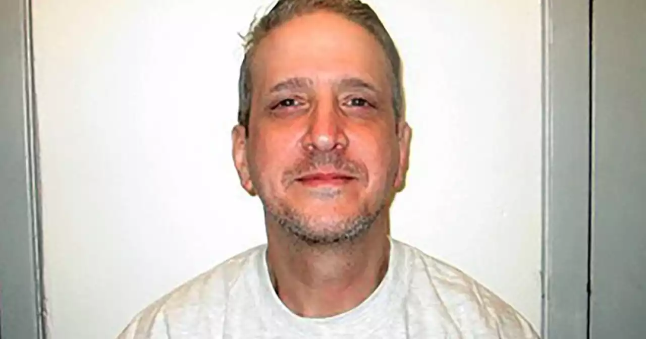 Supreme Court blocks Richard Glossip’s execution in Oklahoma