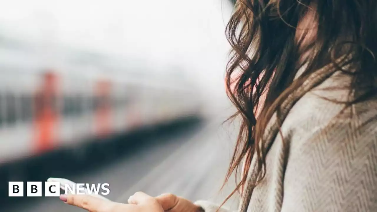 East Midlands Railway phone battery warning over e-tickets