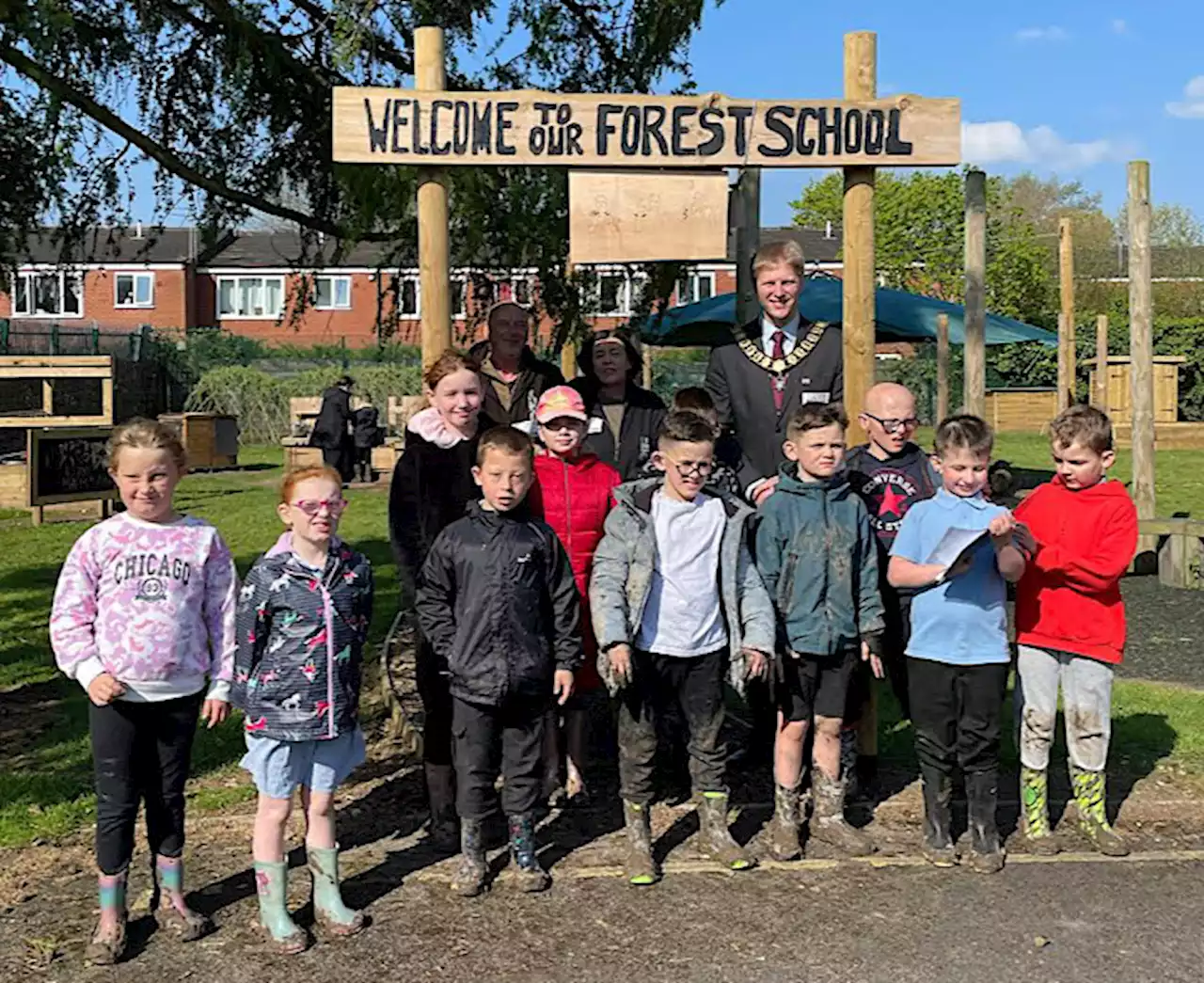 Preston Mayor visits Royal Cross School to discuss importance of outdoor play and inclusion