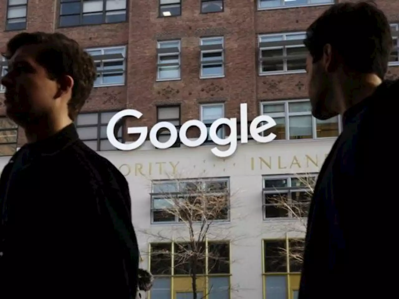 Police: Senior Google Engineer Jumped to His Death from New York HQ