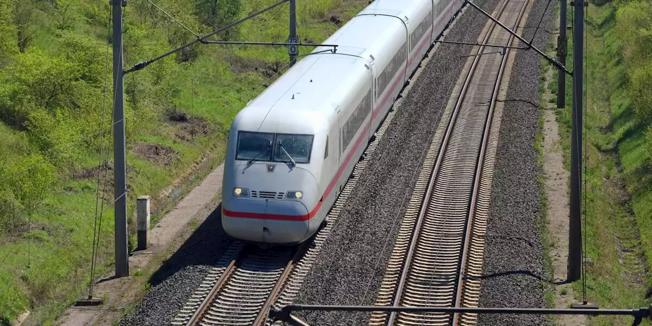 ICE verfährt sich - Bahn-Fahrer nehmen es mit Humor