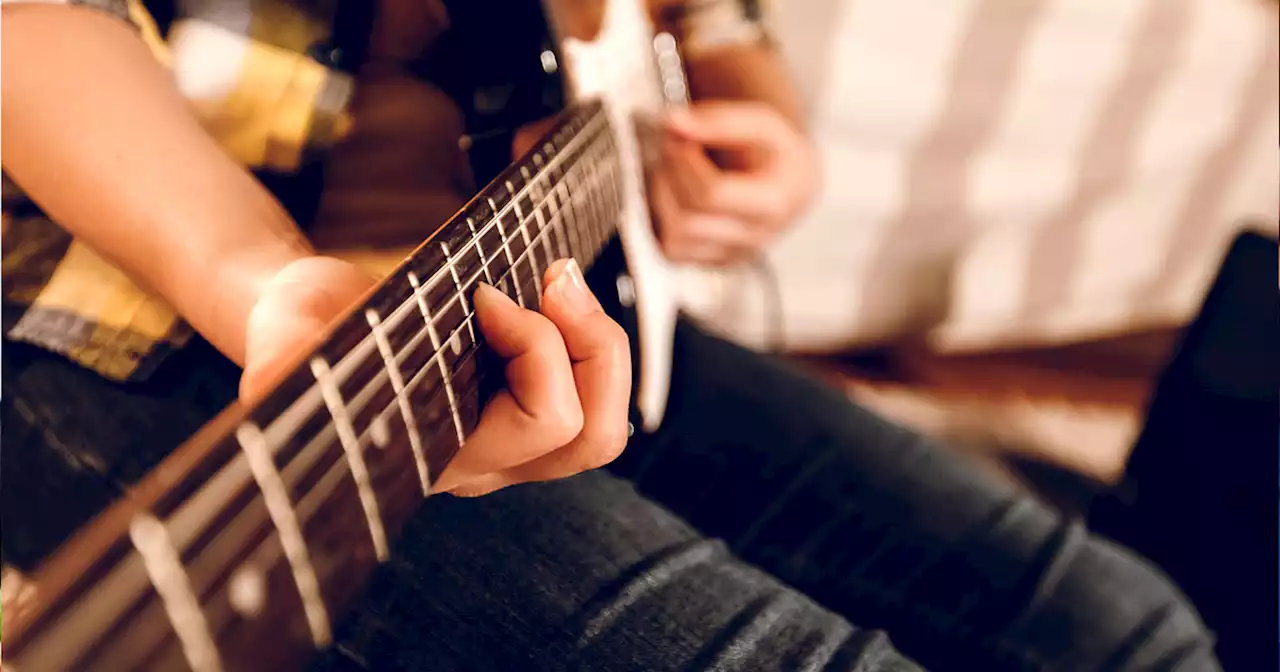 ChatGPT Writes Shredding Guitar Solo