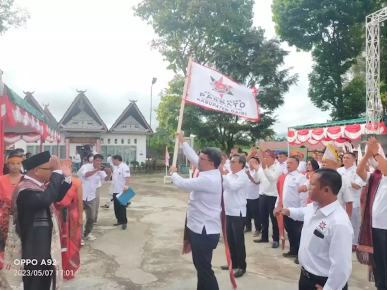 Pengurus Parbato Dilantik, Harus Besar untuk Bangun Dairi