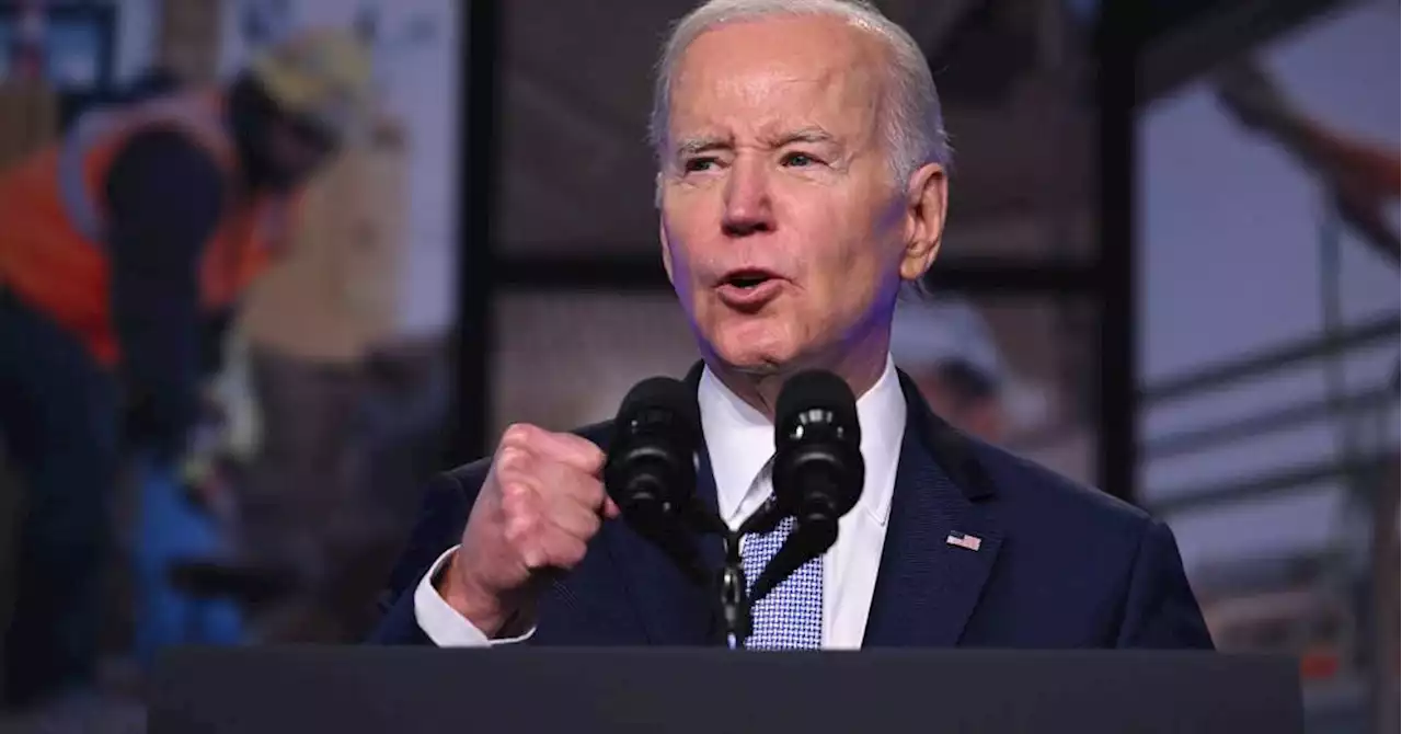 Tuerie au Texas : Joe Biden dénonce un acte 'insensé', ordonne la mise en berne des drapeaux