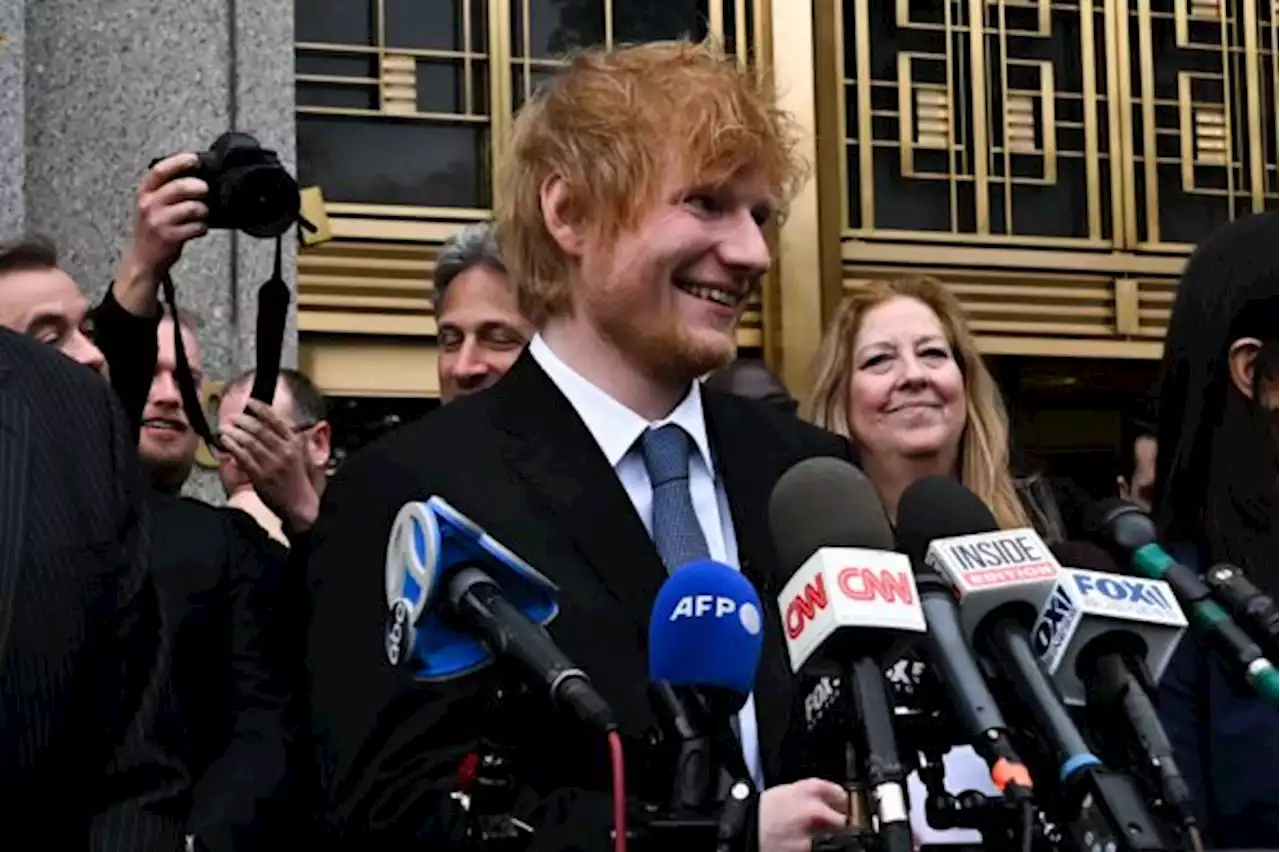 Menang Sidang, Ed Sheeran Gelar Konser Mini Dadakan