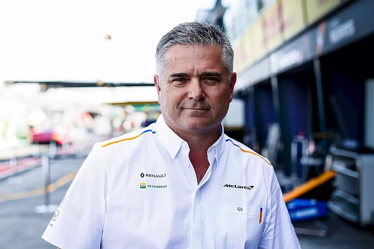 Indy 500 winner de Ferran returns to McLaren F1 as consultant