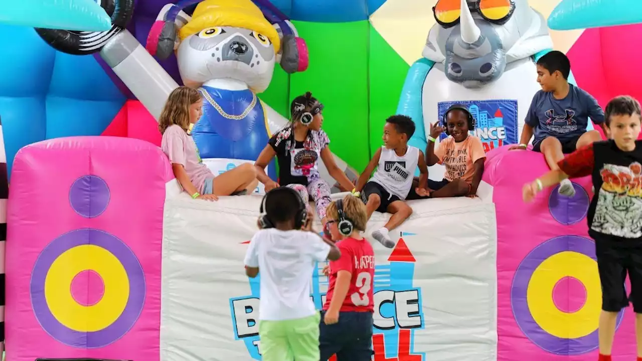 Giant Inflatable Fun Park Coming to the Chicago Premium Outlets This Summer