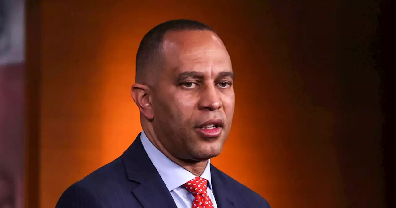 Jeffries won’t commit to a short-term debt ceiling deal, insists on clean increase