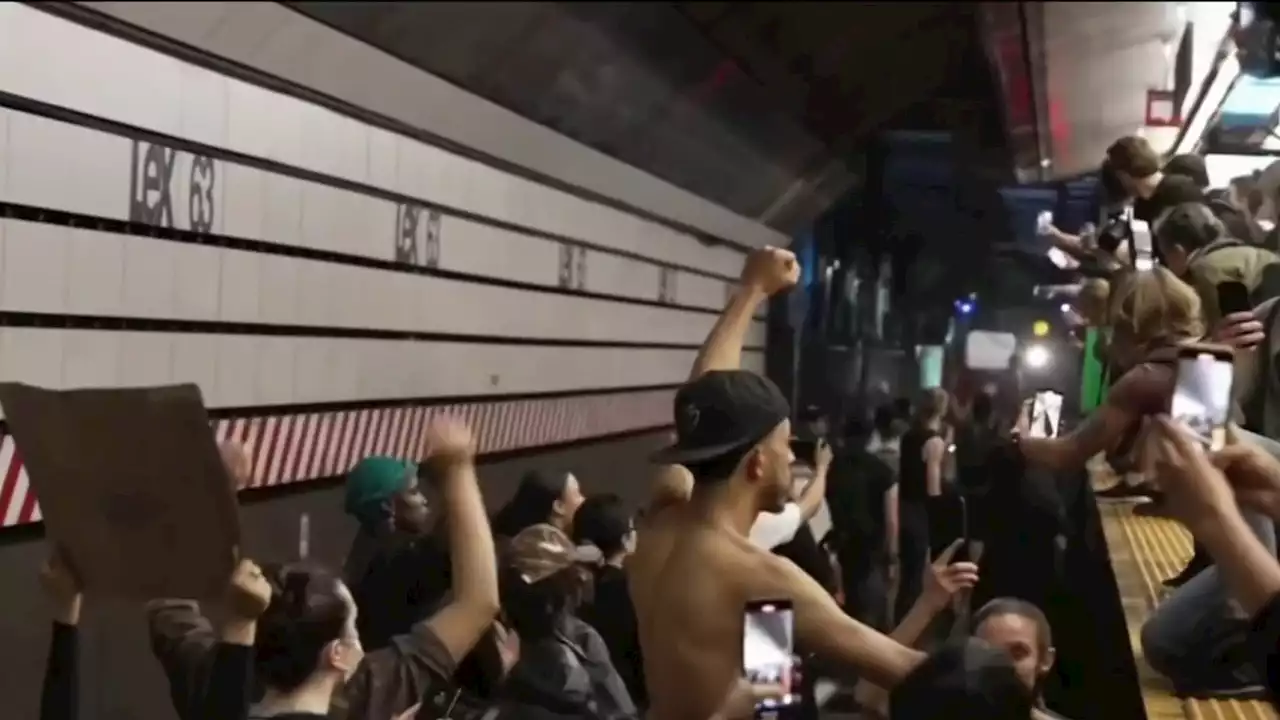 Jordan Neely Protesters Jump Onto Manhattan Train Tracks, Stop Subways Before Arrests