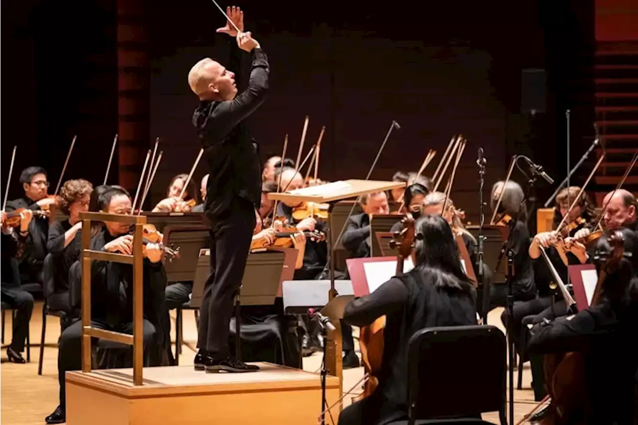 Fed up with ringing cell phones, Yannick Nézet-Séguin stops Philadelphia Orchestra music mid-concert — twice