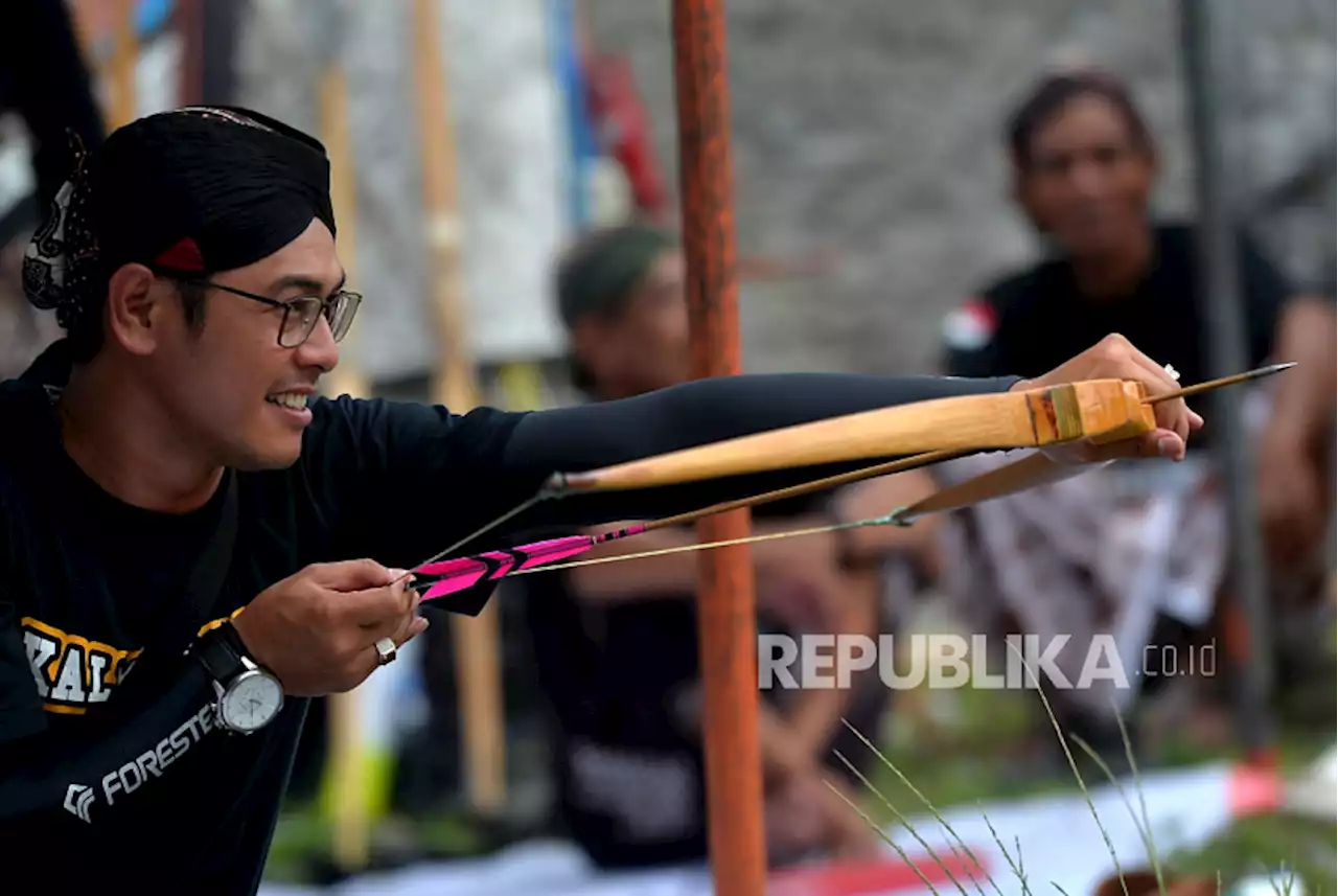 Lomba Panah Tradisional |em|Gladen Jemparigan Gagrak Mataram |/em| |Republika Online