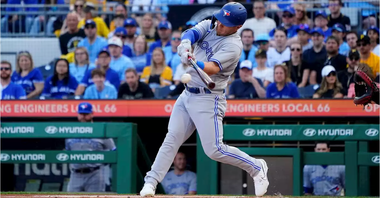 Blue Jays jump on Pirates early for 8-2 win