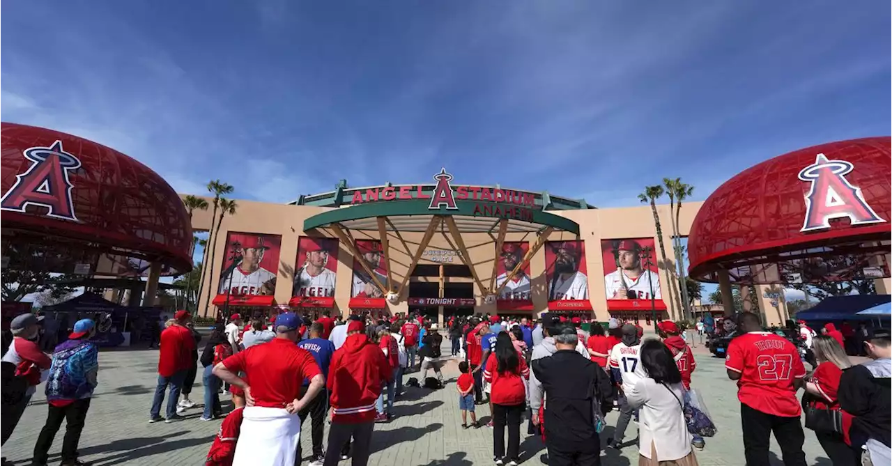 Nathan Eovald, Rangers shut down Angels