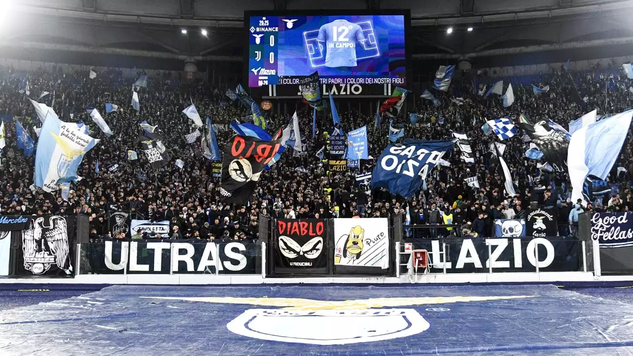 Curva Nord, tifo 'nero' e non solo: presente e passato dei gruppi ultras della Lazio