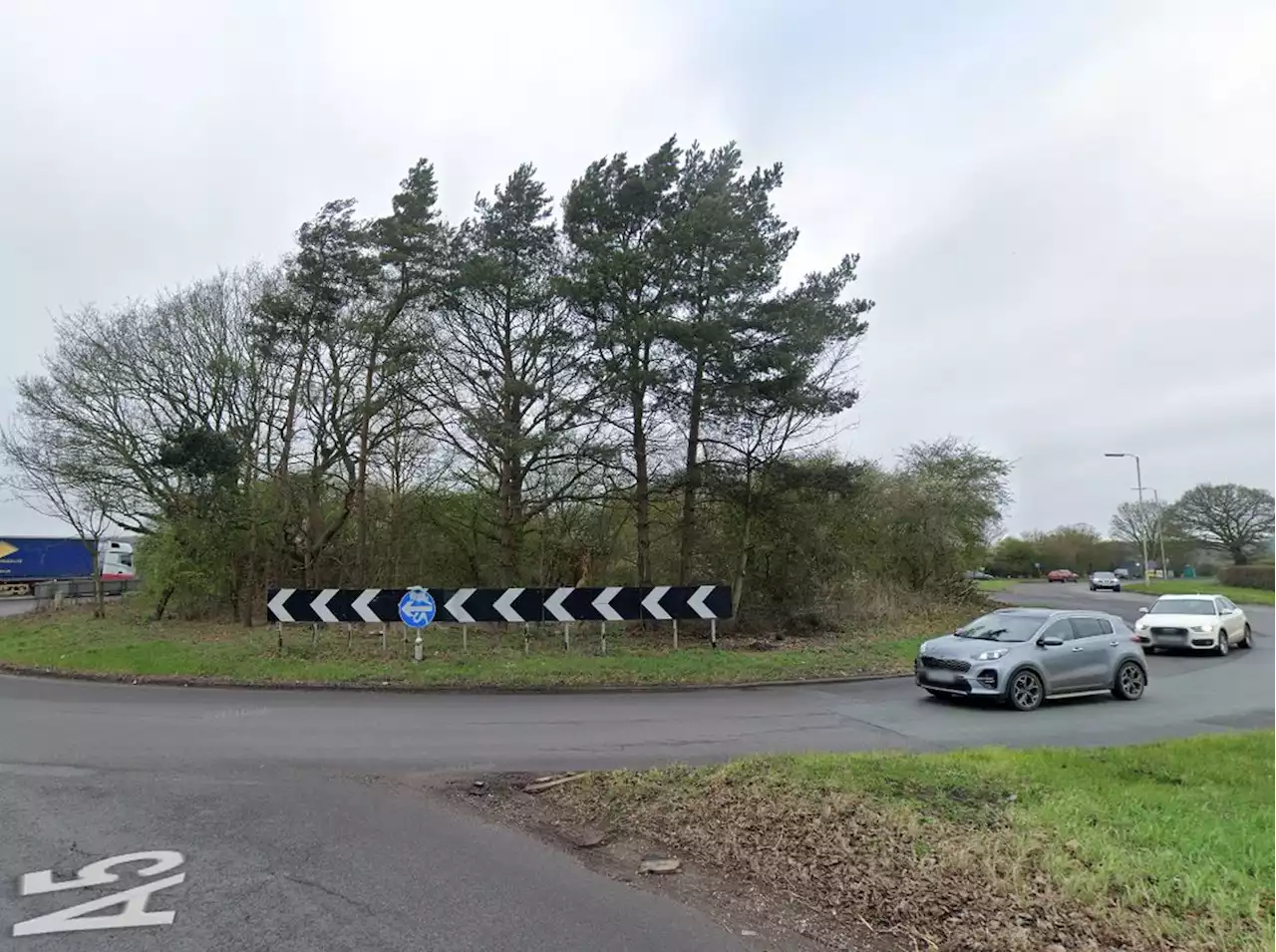 Police and fire attend single car collision on roundabout near Shifnal